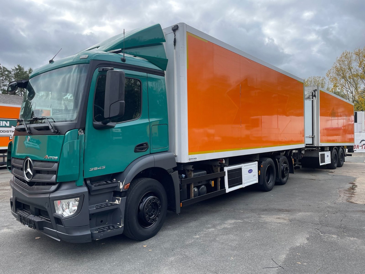 Mercedes-Benz Antos 2543 6x2 Kühlkoffer/CARRIER/NLA/LBW/AC/EU6 - Truk berpendingin: gambar 3 Mercedes-Benz Antos 2543 6x2 Kühlkoffer/CARRIER/NLA/LBW/AC/EU6 - Truk berpendingin: gambar 3