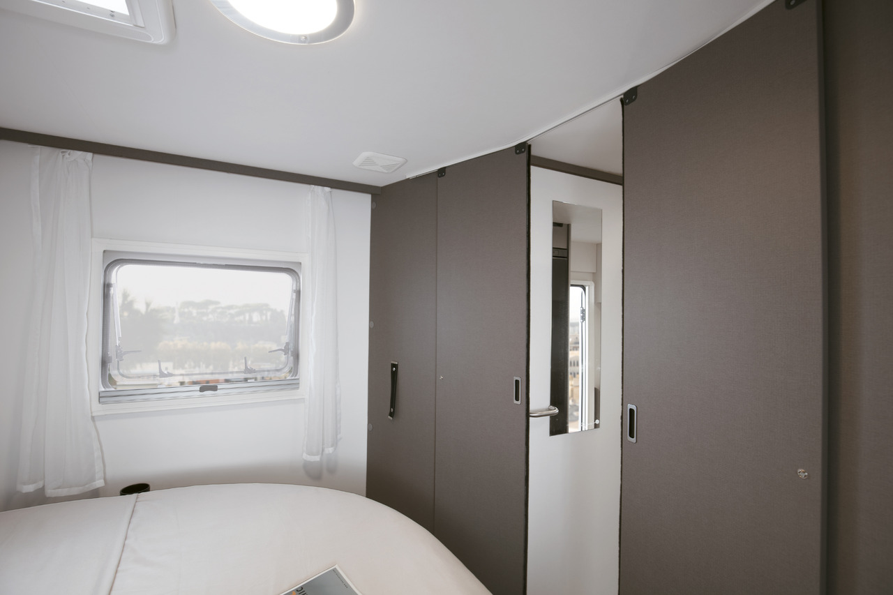 Leasing Etrusco T 7.3 QCF Etrusco T 7.3 QCF: gambar 27