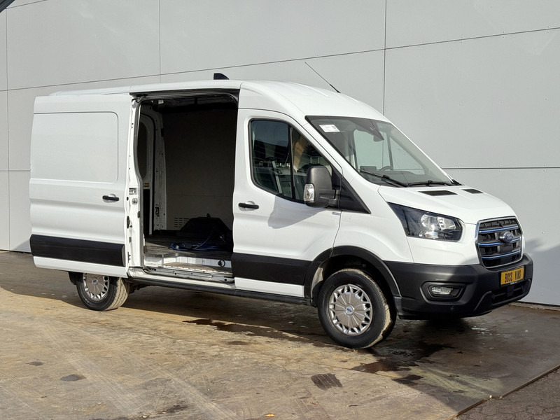 Ford E-Transit 390 75kWh 184PK 390 Elektrisch 75kWh 334km WLTP BEV Snelladen L2H2 Climate Control Tacho Carplay Camera Stoelverwarming Parkeersensoren voor achter Laadkabel - Van panel, Van listrik: gambar 5 Ford E-Transit 390 75kWh 184PK 390 Elektrisch 75kWh 334km WLTP BEV Snelladen L2H2 Climate Control Tacho Carplay Camera Stoelverwarming Parkeersensoren voor achter Laadkabel - Van panel, Van listrik: gambar 5