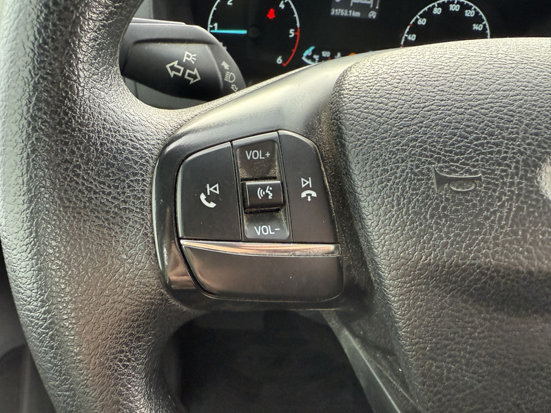 Van jungkit Ford Transit 350 2.0 TDCI 130PK Kipper Dubbellucht Benne Tipper Trekhaak: gambar 17 Van jungkit Ford Transit 350 2.0 TDCI 130PK Kipper Dubbellucht Benne Tipper Trekhaak: gambar 17