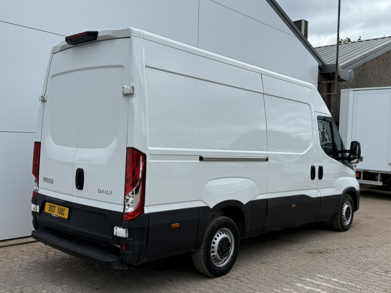 Iveco Daily 35S14 2.3 L2H2 Airco Cruise 3.5ton Trekgewicht Lucht geveerde stoel - Van kecil: gambar 3 Iveco Daily 35S14 2.3 L2H2 Airco Cruise 3.5ton Trekgewicht Lucht geveerde stoel - Van kecil: gambar 3