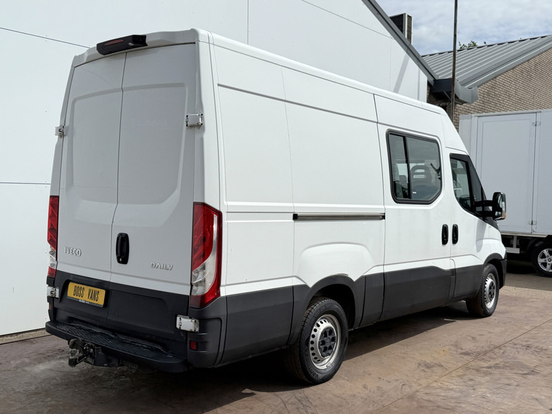 Iveco Daily 35S14 2.3 L2H2 Dubbele Cabine 7 Stoelen Mixto DoKa Airco Cruise Control Trekhaak 3.5t Lucht geveerde stoel - Van panel, Van kombi: gambar 3 Iveco Daily 35S14 2.3 L2H2 Dubbele Cabine 7 Stoelen Mixto DoKa Airco Cruise Control Trekhaak 3.5t Lucht geveerde stoel - Van panel, Van kombi: gambar 3