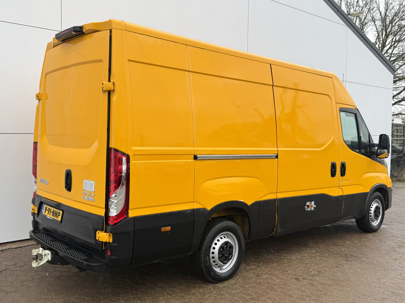 Iveco Daily 35S16 2.3 Automaat L2H2 Oprijplaat Trekhaak Climate Control Cruise Control Lucht Geveerde Stoel - Van panel: gambar 3 Iveco Daily 35S16 2.3 Automaat L2H2 Oprijplaat Trekhaak Climate Control Cruise Control Lucht Geveerde Stoel - Van panel: gambar 3