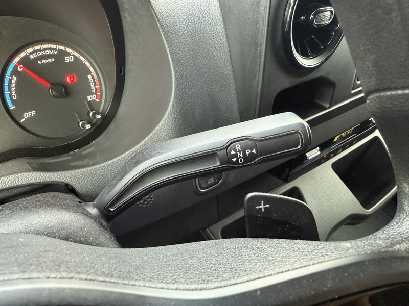 Van panel, Van listrik Mercedes-Benz eSprinter 312 ALL-IN PRIJS L2H2 55kWh 168km WLTP 80kw Snelladen Climate Control Camera Stoelverwarming Laadkabel: gambar 20 Van panel, Van listrik Mercedes-Benz eSprinter 312 ALL-IN PRIJS L2H2 55kWh 168km WLTP 80kw Snelladen Climate Control Camera Stoelverwarming Laadkabel: gambar 20