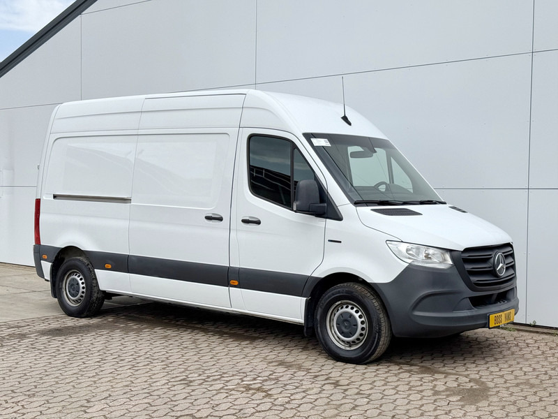 Mercedes-Benz eSprinter 312 L2H2 Elektrisch 55kWh 116pk 143km WLTP Climate Control Stoelverwarming - Van panel, Van listrik: gambar 4 Mercedes-Benz eSprinter 312 L2H2 Elektrisch 55kWh 116pk 143km WLTP Climate Control Stoelverwarming - Van panel, Van listrik: gambar 4