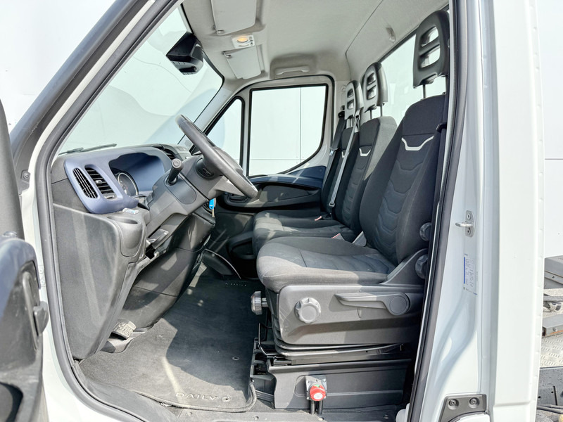 Tractor head Iveco Daily 40C16 Automaat 8.796 kg GCW BE-Trekker BE-Combi Airco Cruise Control: gambar 6