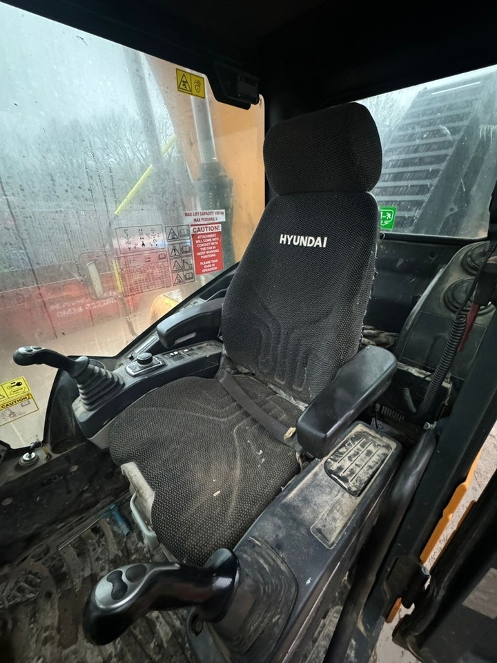 Hyundai HX140L - Ekskavator perayap: gambar 5 Hyundai HX140L - Ekskavator perayap: gambar 5