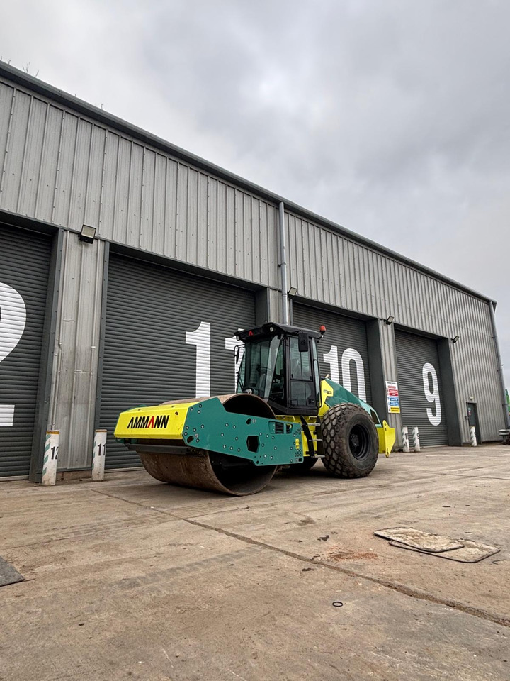 Ammann ARS130 - Roller: gambar 1 Ammann ARS130 - Roller: gambar 1