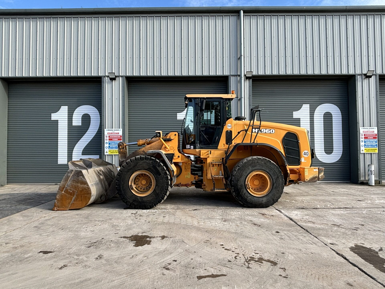 Hyundai HL960 - Wheel loader: gambar 2 Hyundai HL960 - Wheel loader: gambar 2