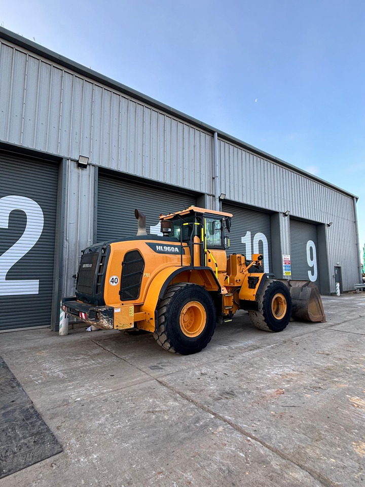 Hyundai HL960A - Wheel loader: gambar 5 Hyundai HL960A - Wheel loader: gambar 5