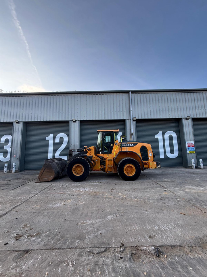 Hyundai HL960A - Wheel loader: gambar 2 Hyundai HL960A - Wheel loader: gambar 2