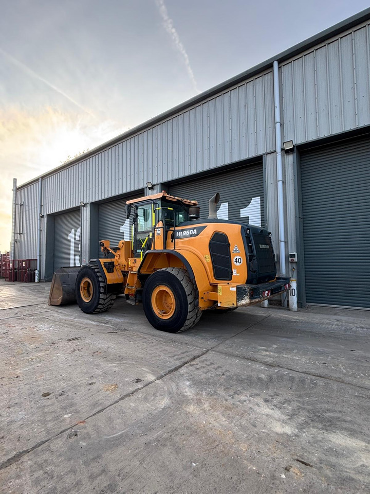 Hyundai HL960A - Wheel loader: gambar 3 Hyundai HL960A - Wheel loader: gambar 3