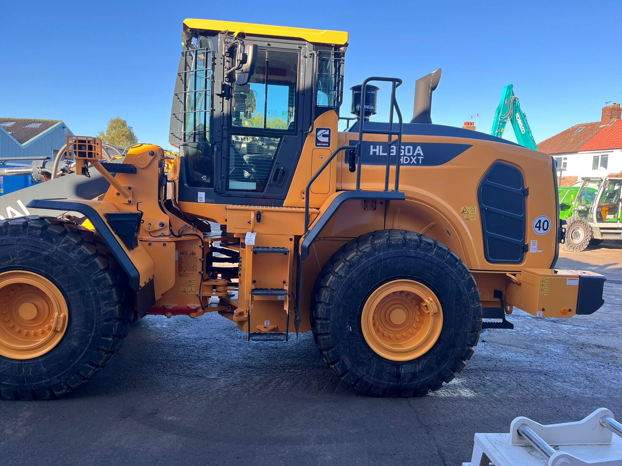 Hyundai HL960A - Wheel loader: gambar 2 Hyundai HL960A - Wheel loader: gambar 2