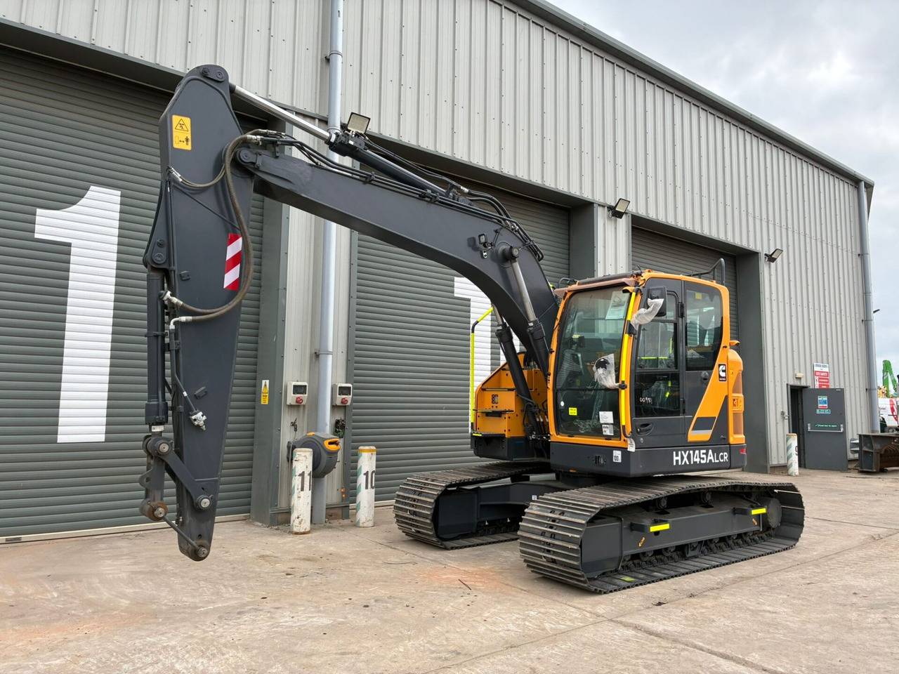 Hyundai HX145ALCR - Ekskavator perayap: gambar 1 Hyundai HX145ALCR - Ekskavator perayap: gambar 1