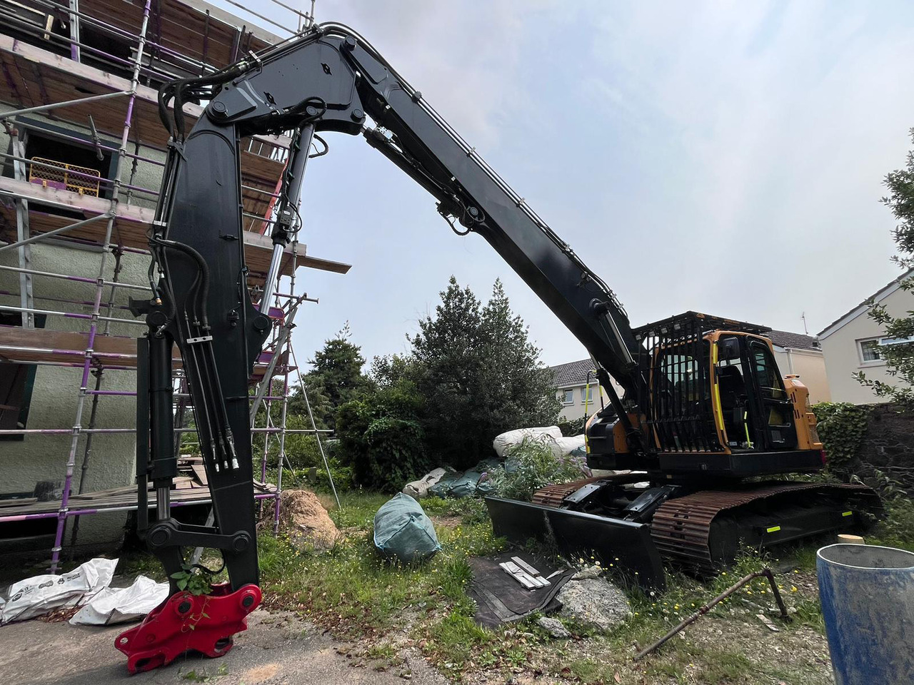 Hyundai HX235 LCR DZ 15M High Reach - Ekskavator perayap: gambar 1 Hyundai HX235 LCR DZ 15M High Reach - Ekskavator perayap: gambar 1