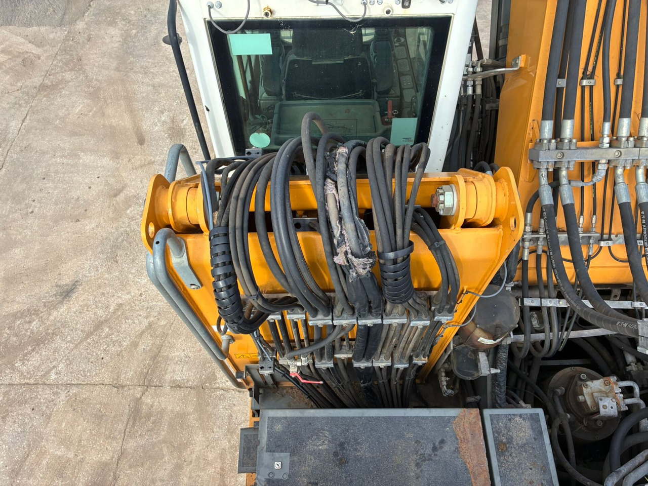 Mesin pengisi Liebherr LH40M: gambar 19 Mesin pengisi Liebherr LH40M: gambar 19
