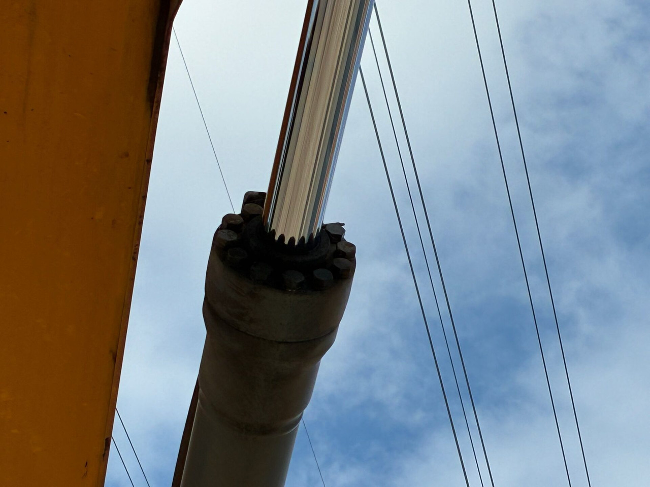 Mesin pengisi Liebherr LH40M: gambar 9 Mesin pengisi Liebherr LH40M: gambar 9