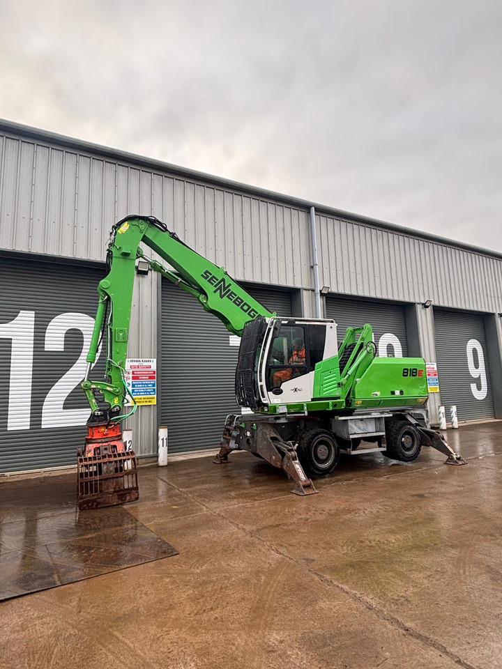 Sennebogen 818E - Mesin pengisi: gambar 1 Sennebogen 818E - Mesin pengisi: gambar 1