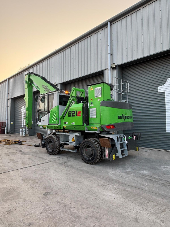 Sennebogen 821E Electric - Mesin pengisi: gambar 3 Sennebogen 821E Electric - Mesin pengisi: gambar 3