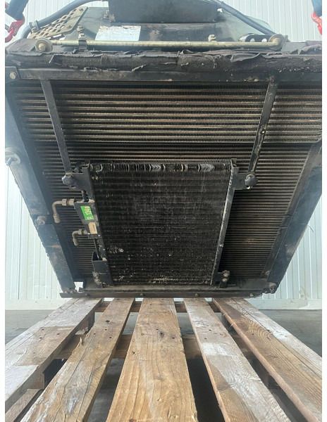 Liebherr A904 Li/A904C Li/R904/R904C - Radiator: gambar 3 Liebherr A904 Li/A904C Li/R904/R904C - Radiator: gambar 3