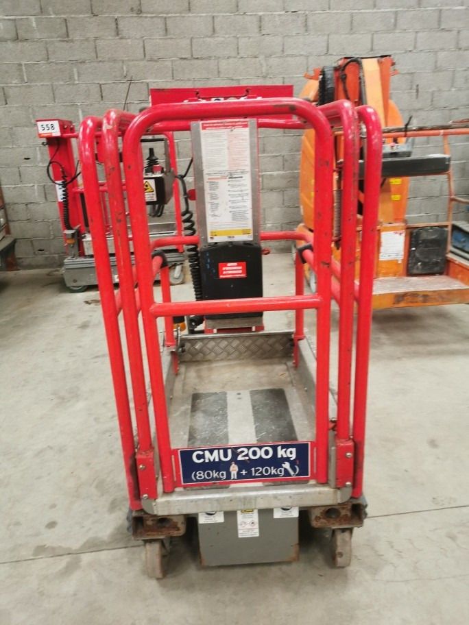 JLG POWER TOWER NANO SP - Lift tiang vertikal: gambar 1 JLG POWER TOWER NANO SP - Lift tiang vertikal: gambar 1