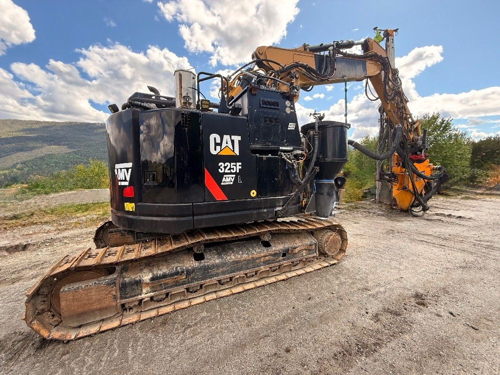 CAT 325 FL CR  - Ekskavator: gambar 2 CAT 325 FL CR  - Ekskavator: gambar 2