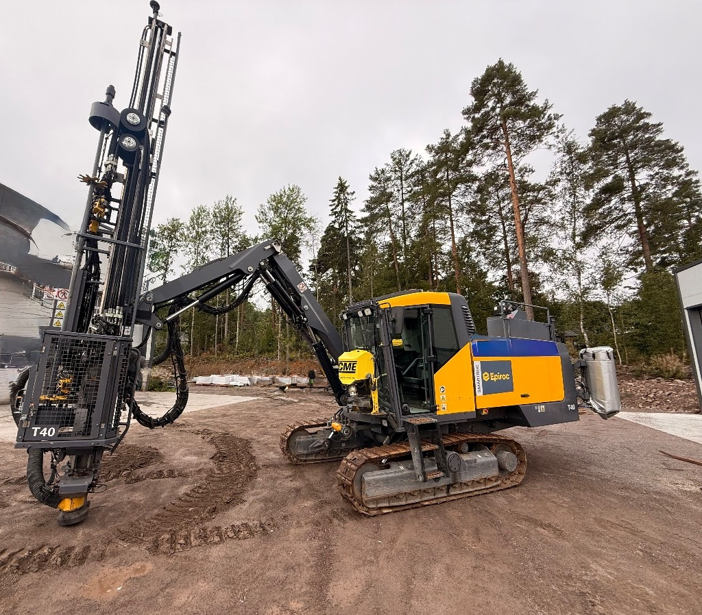 Epiroc T40MK II-11 SMARTROC - Anjungan pengeboran: gambar 1 Epiroc T40MK II-11 SMARTROC - Anjungan pengeboran: gambar 1
