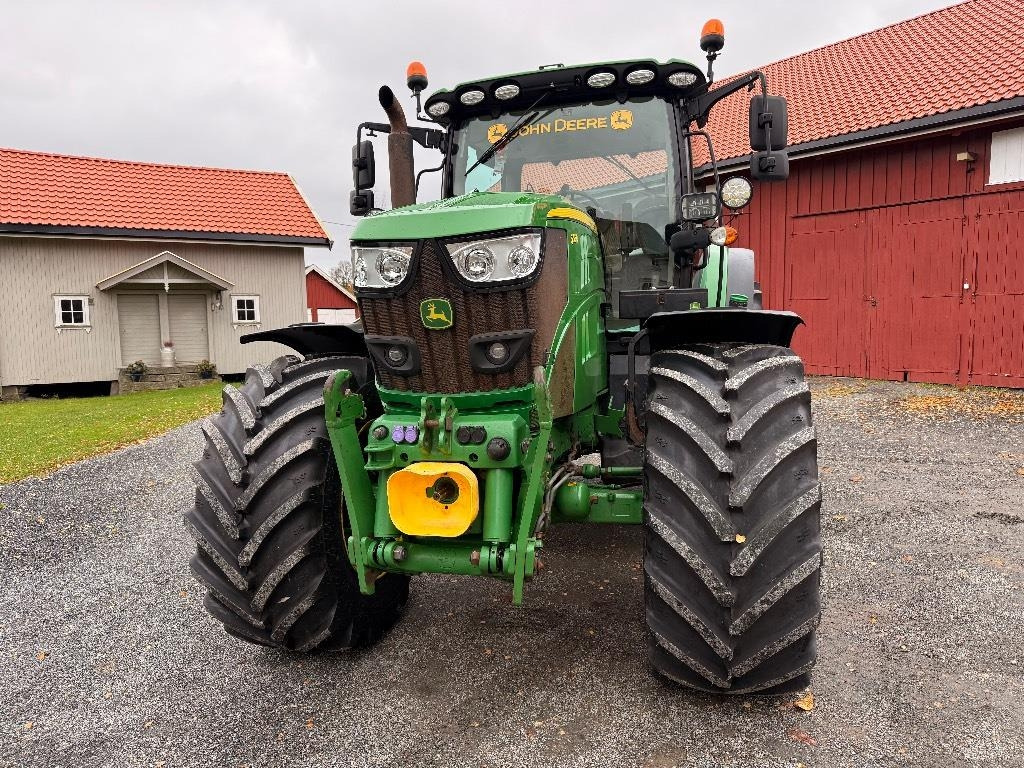 John Deere 6155 R - Traktor: gambar 4 John Deere 6155 R - Traktor: gambar 4