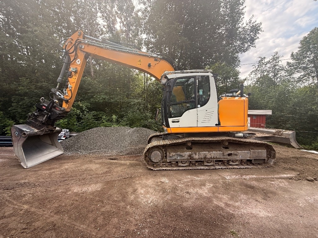 Liebherr R920 Compact LC  - Ekskavator perayap: gambar 1 Liebherr R920 Compact LC  - Ekskavator perayap: gambar 1