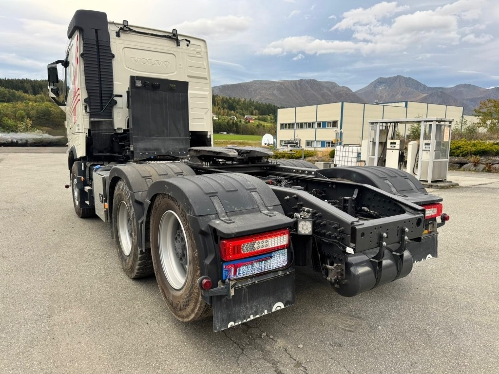 Volvo FH540 6 X 4 - Tractor head: gambar 5 Volvo FH540 6 X 4 - Tractor head: gambar 5