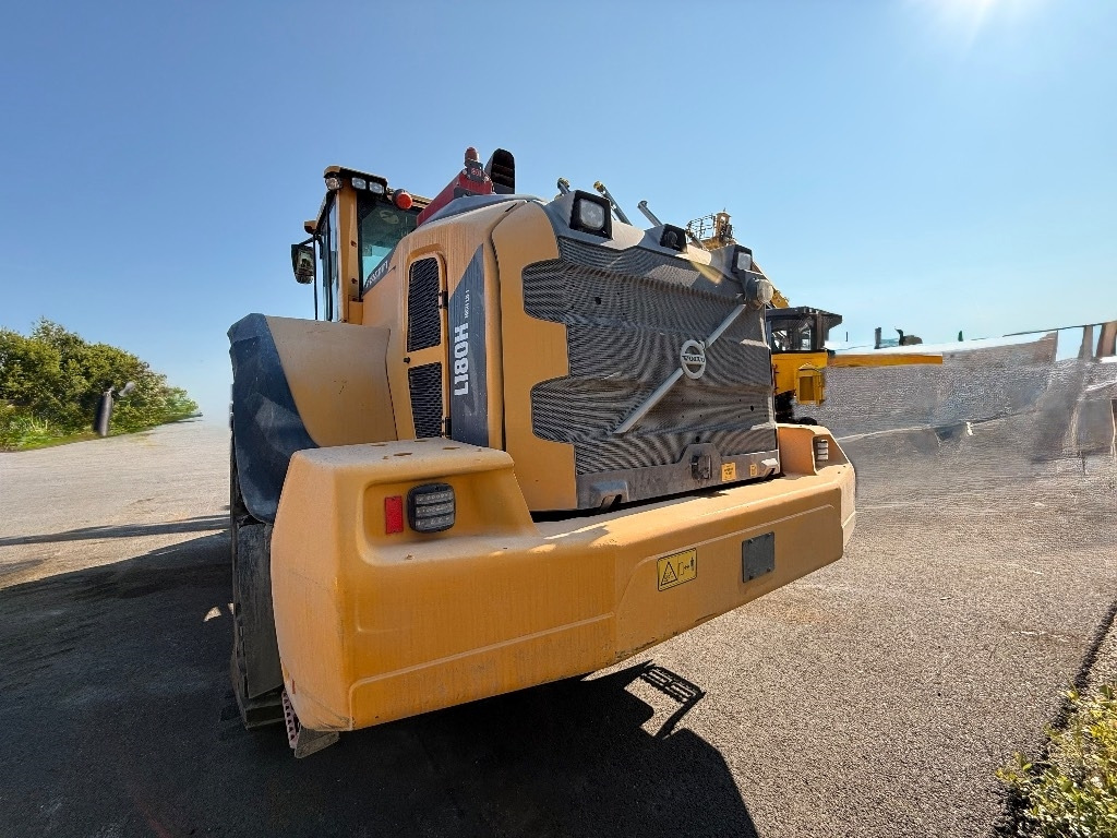 Volvo L 180 H HL HIGH LIFT - Wheel loader: gambar 3 Volvo L 180 H HL HIGH LIFT - Wheel loader: gambar 3