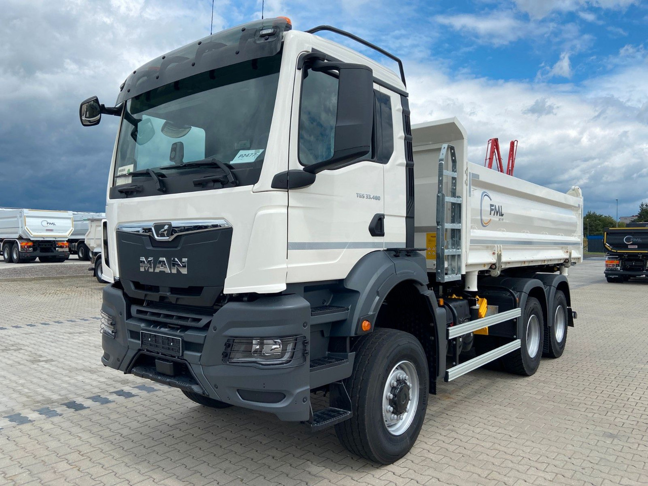 MAN TGS 33.480 6X6 FML Dreiseitenkipper - Truk jungkit: gambar 2 MAN TGS 33.480 6X6 FML Dreiseitenkipper - Truk jungkit: gambar 2