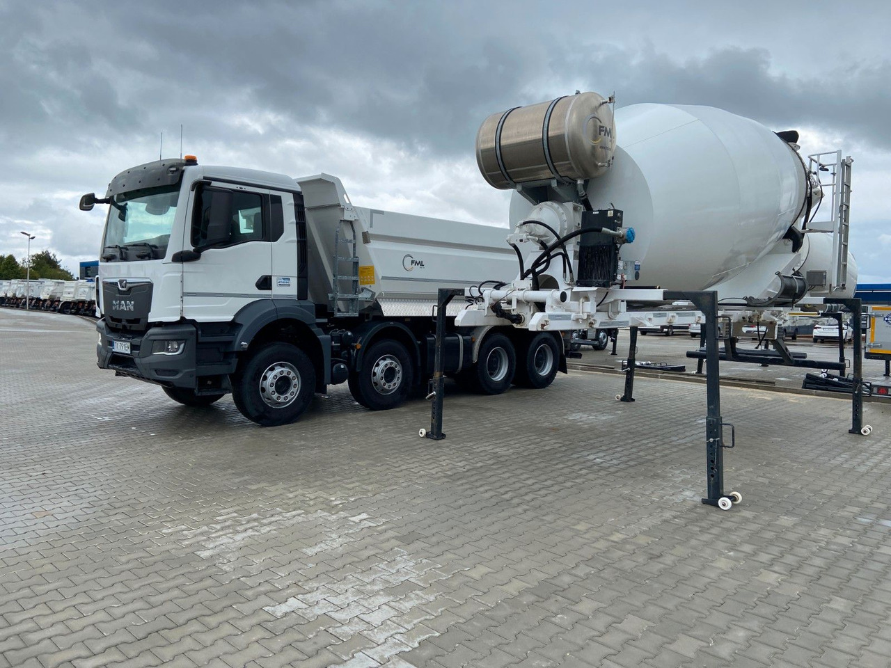 MAN TGS 41.430 WECHSELSYSTEM Vorführwagen - Truk pengaduk beton: gambar 1 MAN TGS 41.430 WECHSELSYSTEM Vorführwagen - Truk pengaduk beton: gambar 1