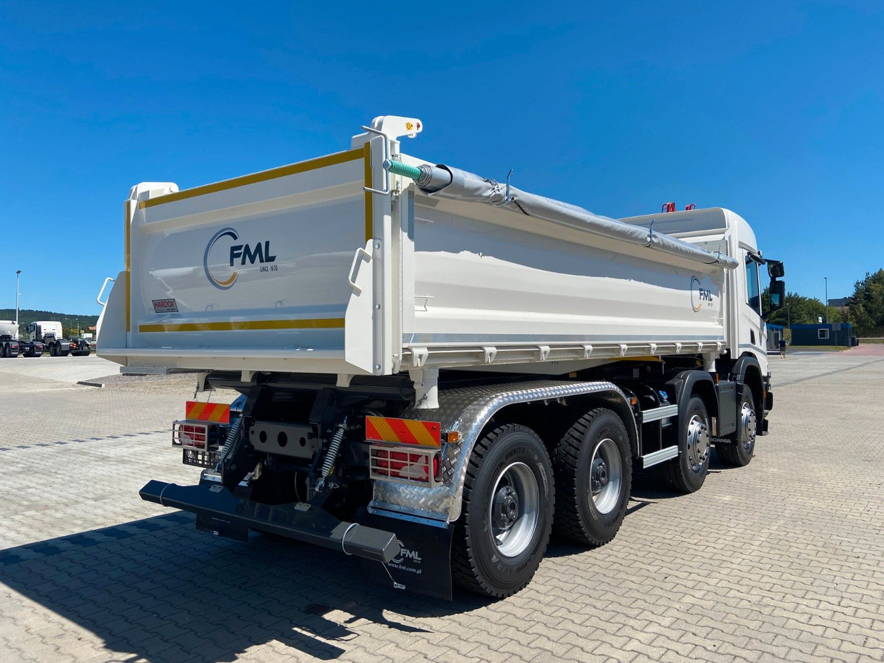 Scania P420 8x4 FML DREISEITENKIPPER - Truk jungkit: gambar 5 Scania P420 8x4 FML DREISEITENKIPPER - Truk jungkit: gambar 5