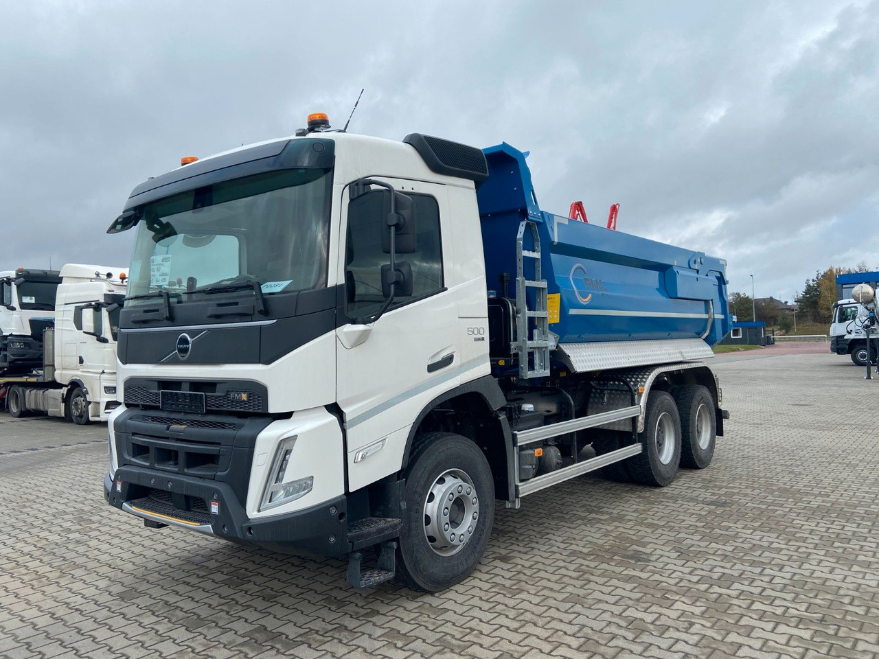 Volvo FMX 460 6X4/6X6 KIPPER - Truk jungkit: gambar 2 Volvo FMX 460 6X4/6X6 KIPPER - Truk jungkit: gambar 2