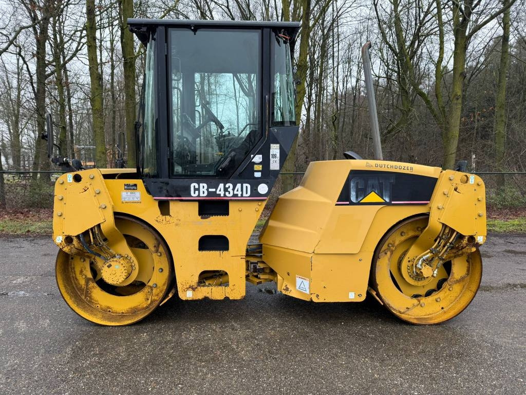 CAT CB 434 D - Roller jalan: gambar 2 CAT CB 434 D - Roller jalan: gambar 2