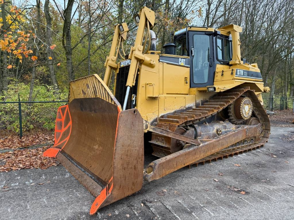 CAT D7R XR CE / LOW HOURS / TOP CONDITION - Bulldozer: gambar 1 CAT D7R XR CE / LOW HOURS / TOP CONDITION - Bulldozer: gambar 1