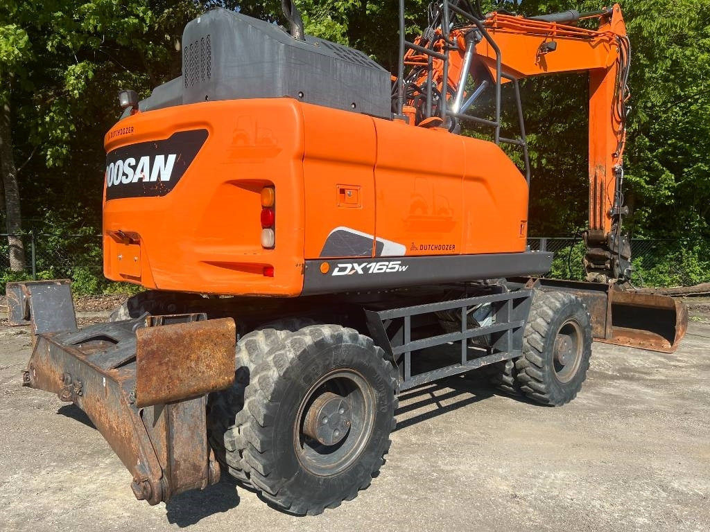 Doosan DX 165 W-5 - Ekskavator roda: gambar 4 Doosan DX 165 W-5 - Ekskavator roda: gambar 4