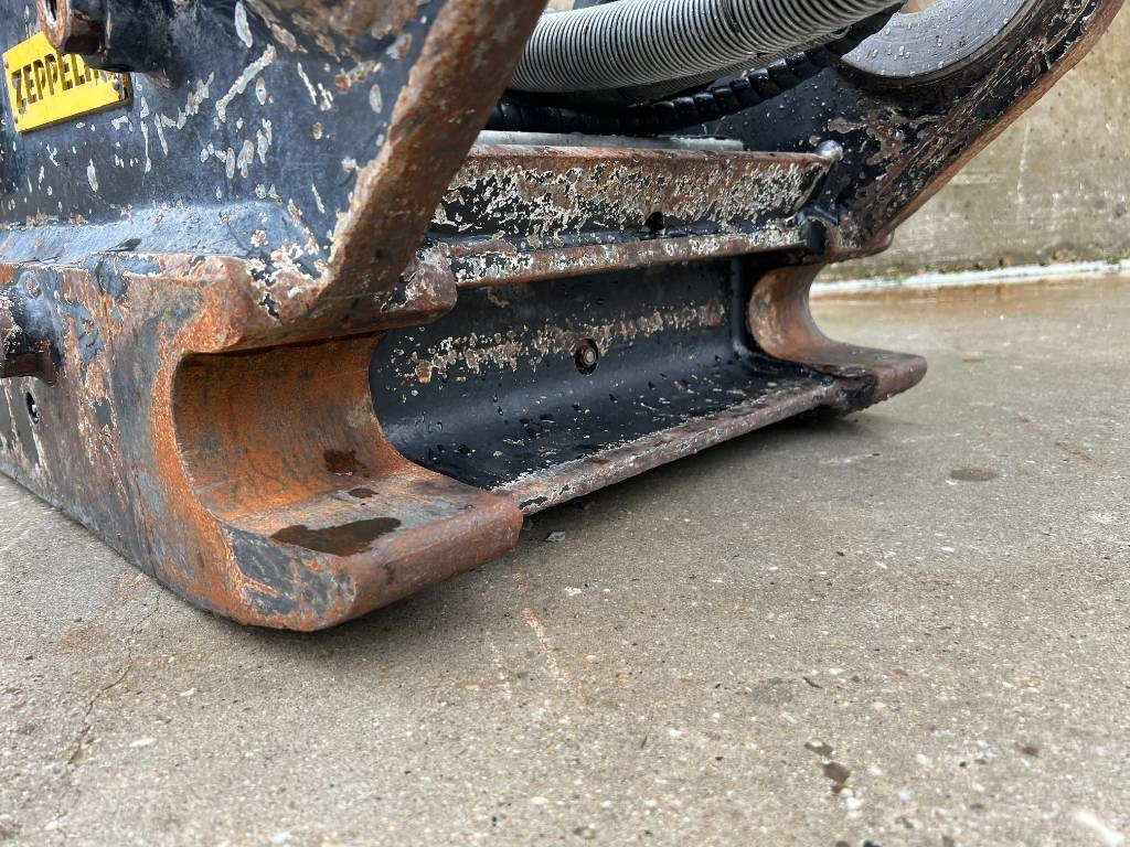 OilQuick OQ70/55 - Skrup cepat untuk Peralatan konstruksi: gambar 4 OilQuick OQ70/55 - Skrup cepat untuk Peralatan konstruksi: gambar 4