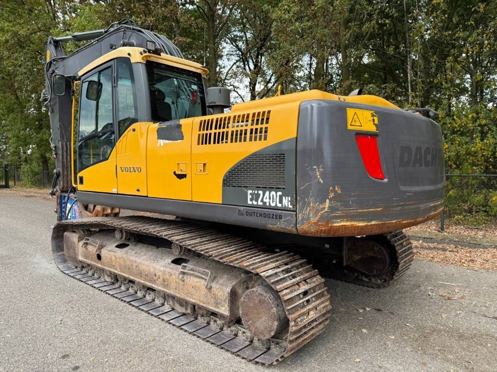 Volvo EC 240 C N L - Ekskavator perayap: gambar 3 Volvo EC 240 C N L - Ekskavator perayap: gambar 3