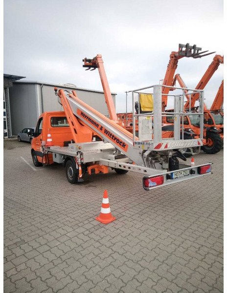 Multitel MTE 270 - Platform udara yang dipasang di truk: gambar 5 Multitel MTE 270 - Platform udara yang dipasang di truk: gambar 5