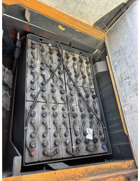 Truk flatbed, Truk listrik Still R 0820: gambar 9