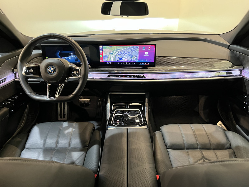 BMW i7 xDrive60 106 kWh / M Sportpakket / Panoramadak / Bowers & Wilkins / 11.600 KM !! - Mobil sedan: gambar 2 BMW i7 xDrive60 106 kWh / M Sportpakket / Panoramadak / Bowers & Wilkins / 11.600 KM !! - Mobil sedan: gambar 2