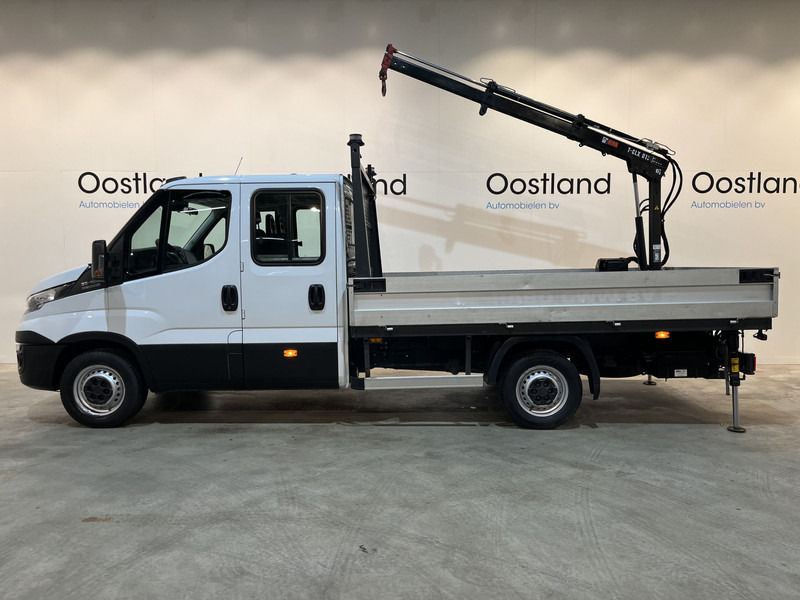 Iveco Daily 35S18D 3.0 375 Automaat Open Laadbak / Hiab Kraan / Euro 6 / Trekhaak 3500 KG / Airco / Camera / Navigatie / 3-Zits / 67.000 KM !! - Van flatbed: gambar 2 Iveco Daily 35S18D 3.0 375 Automaat Open Laadbak / Hiab Kraan / Euro 6 / Trekhaak 3500 KG / Airco / Camera / Navigatie / 3-Zits / 67.000 KM !! - Van flatbed: gambar 2