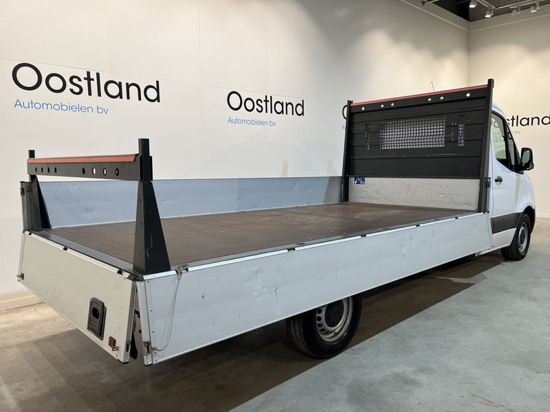 Mercedes-Benz Sprinter 315 CDI L3 RWD Open Laadbak / Euro 6 / Airco / MBUX / CarPlay / Navigatie / 3-Zits / 75.200 KM !! / BPM VRIJ !! - Van flatbed: gambar 2 Mercedes-Benz Sprinter 315 CDI L3 RWD Open Laadbak / Euro 6 / Airco / MBUX / CarPlay / Navigatie / 3-Zits / 75.200 KM !! / BPM VRIJ !! - Van flatbed: gambar 2