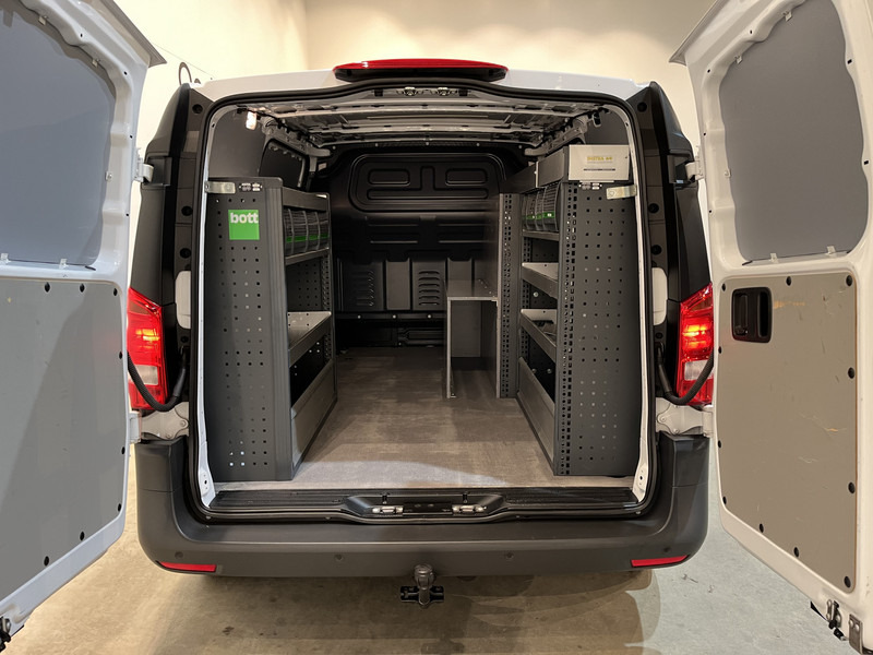 Mercedes-Benz Vito 116 CDI RWD Servicebus / Bott Inrichting / Euro 6 / Schuifdeur L + R / Airco / Cruise Control / Trekhaak / Camera / Navigatie / BPM VRIJ !! - Van kecil: gambar 2 Mercedes-Benz Vito 116 CDI RWD Servicebus / Bott Inrichting / Euro 6 / Schuifdeur L + R / Airco / Cruise Control / Trekhaak / Camera / Navigatie / BPM VRIJ !! - Van kecil: gambar 2