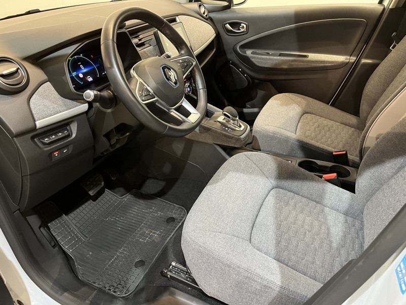 Renault ZOE R110 Experience 52 kWh (Incl. Accu) / CarPlay / Camera / Airco / Cruise Control / LMV / Navigatie / 26.300 KM !! Prijs ex BTW € 11.500,- - Mobil: gambar 5 Renault ZOE R110 Experience 52 kWh (Incl. Accu) / CarPlay / Camera / Airco / Cruise Control / LMV / Navigatie / 26.300 KM !! Prijs ex BTW € 11.500,- - Mobil: gambar 5