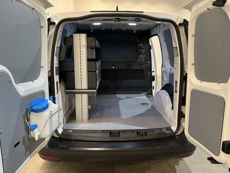 Volkswagen Caddy 2.0 TDI Comfort 123 PK DSG Automaat Servicebus / Sortimo Inrichting / Euro 6 / Airco / Cruise Control / Camera / CarPlay / Navigatie - Van kecil: gambar 4 Volkswagen Caddy 2.0 TDI Comfort 123 PK DSG Automaat Servicebus / Sortimo Inrichting / Euro 6 / Airco / Cruise Control / Camera / CarPlay / Navigatie - Van kecil: gambar 4