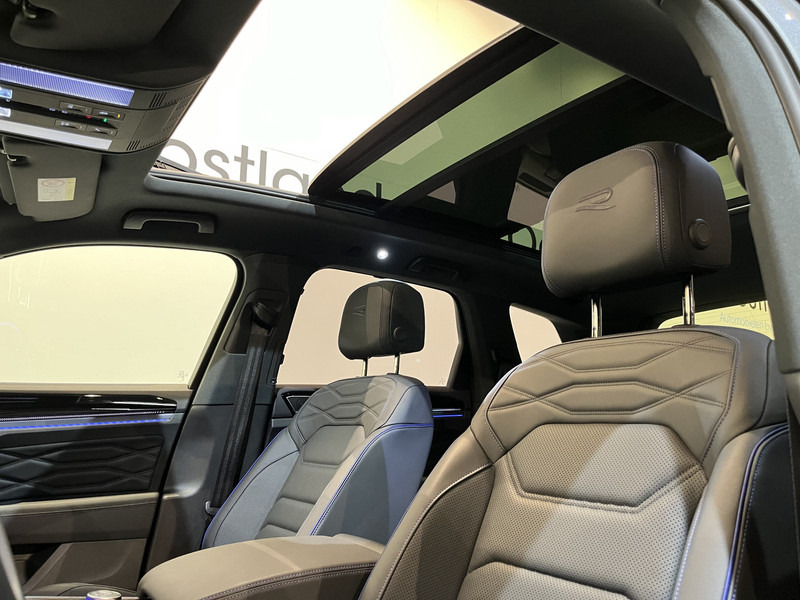 Volkswagen Touareg R 3.0 TSi 462 PK eHybrid 4MOTION Full Options / Luchtvering / IQ Matrix / 360 Camera / Panoramadak / Head-Up / Leder / Stoelventilatie / Stoelverwarming - Mobil SUV: gambar 5 Volkswagen Touareg R 3.0 TSi 462 PK eHybrid 4MOTION Full Options / Luchtvering / IQ Matrix / 360 Camera / Panoramadak / Head-Up / Leder / Stoelventilatie / Stoelverwarming - Mobil SUV: gambar 5
