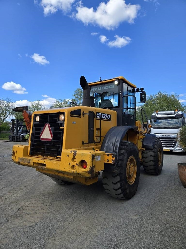Hyundai HL 757-7 - Wheel loader: gambar 4 Hyundai HL 757-7 - Wheel loader: gambar 4
